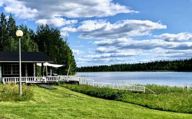 Tervola Kaetkae Lake Lodge מראה חיצוני תמונה